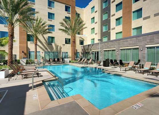 Courtyard by Marriott Los Angeles LAX/Hawthorne 1