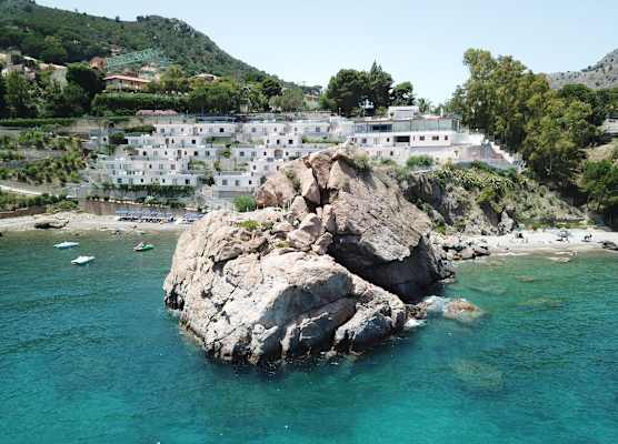 Blue Bay 1