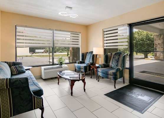 Quality Inn & Suites Mt Chalet 1