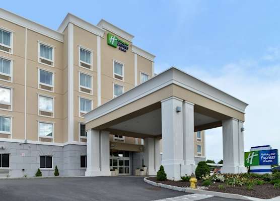 Holiday Inn Express & Suites PEEKSKILL-LOWER HUDSON VALLEY by IHG 1
