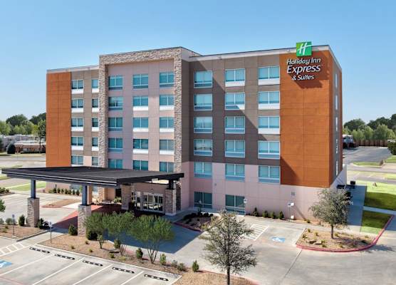 Holiday Inn Express & Suites MOORE by IHG 1