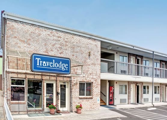 Travelodge by Wyndham Seattle North of Downtown 1