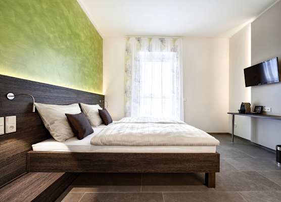 eee Hotel Traun 1