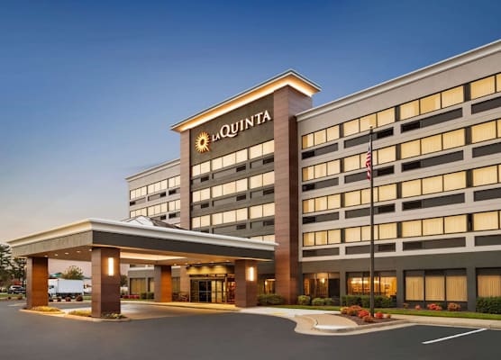 La Quinta Inn & Suites by Wyndham Richmond-Midlothian 1