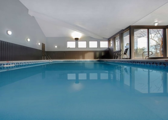 Days Inn by Wyndham Barrie 1