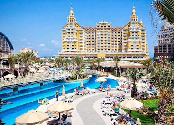 Royal Holiday Palace 1