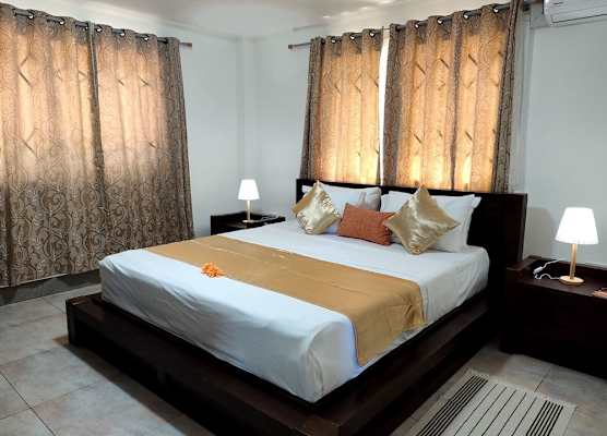 Praslin Island Breeze 1