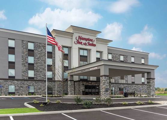 Hampton Inn & Suites Xenia Dayton 1