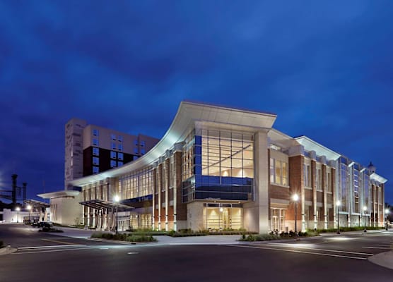DoubleTree by Hilton Lawrenceburg 1