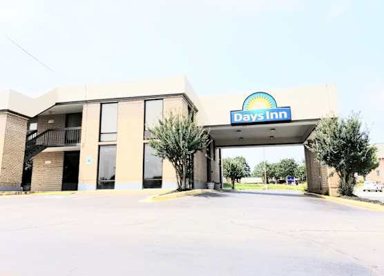 Days Inn by Wyndham Easley West Of Greenville/Clemson Area 1