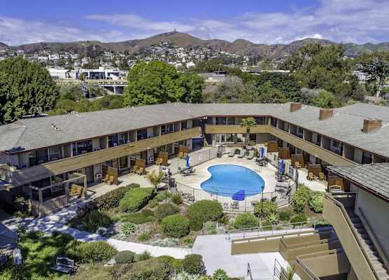 The Pierpont Inn 1