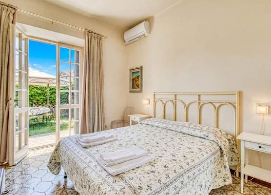 Casa Lidia 900m From Sea With Private Garden 1