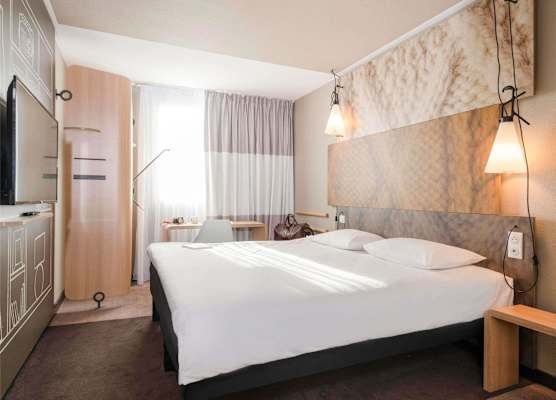 ibis Lyon Caluire Cité Internationale 1