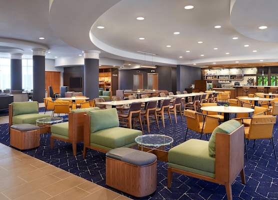 Courtyard by Marriott Toronto Markham 1