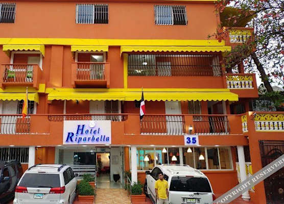Hotel Riparbella 1