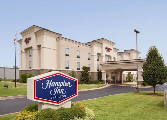 Hampton Inn Siloam Springs 1