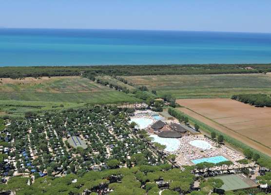 hu Park Albatros village 1