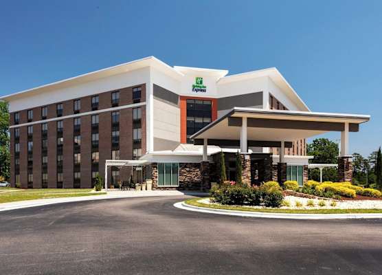 Holiday Inn Express ROCKY MOUNT – SPORTS CENTER by IHG 1
