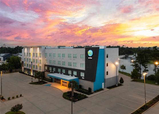Tru by Hilton Lake Charles 1
