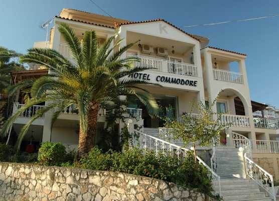 HOTEL COMMODORE 1