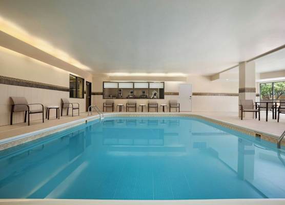 Courtyard by Marriott Springfield 1