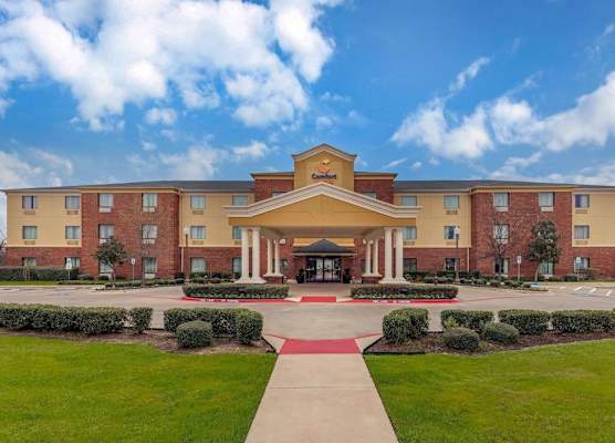 Comfort Suites Ennis 1