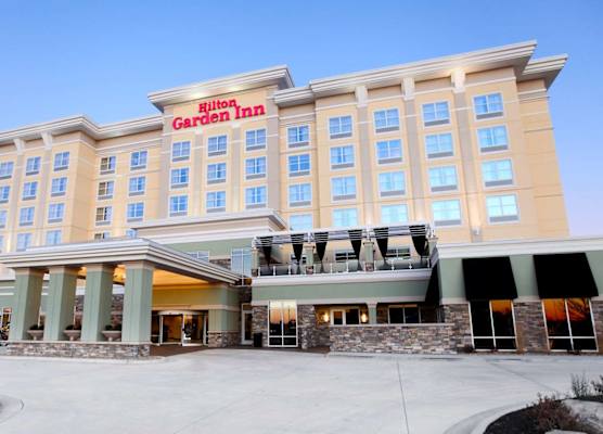 Hilton Garden Inn Olathe 1