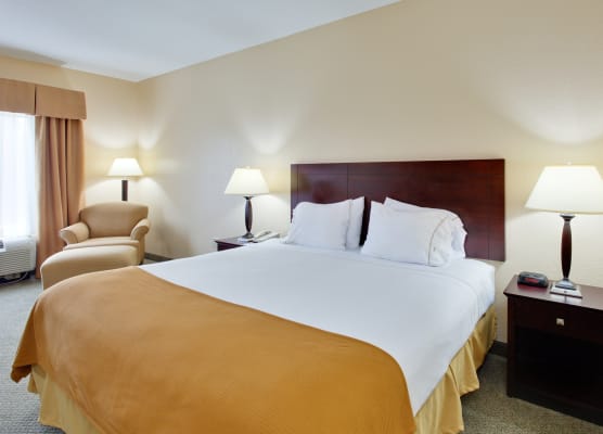 Holiday Inn ATHENS - AIRPORT by IHG 1