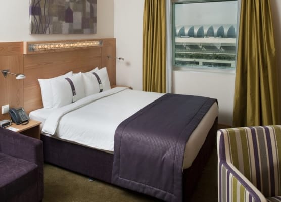 Holiday Inn Express DUBAI AIRPORT by IHG 1