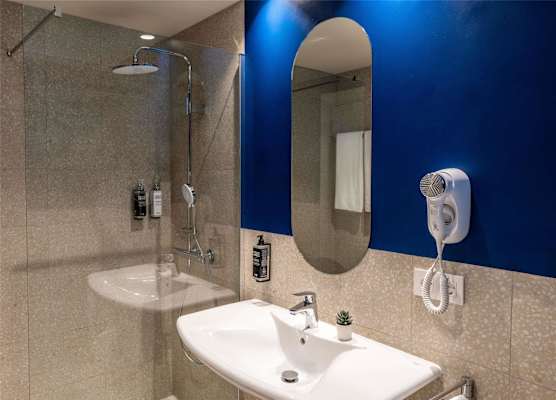 Ibis Styles Zaragoza Centro 1