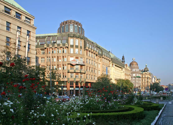 EA Hotel Rokoko 1