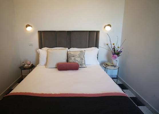 1940 Luxury Accommodations by Wonderful Italy 1