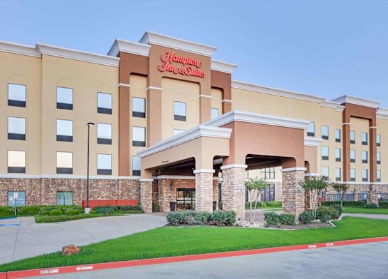 Hampton Inn & Suites Dallas-Arlington-South 1