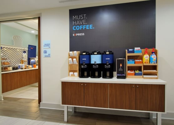 Holiday Inn Express & Suites CHATHAM SOUTH by IHG 1