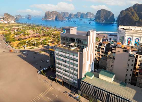 Tru by Hilton Ha Long Hon Gai Centre 1