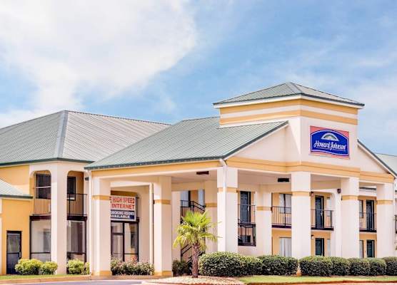 Howard Johnson by Wyndham Perry GA 1