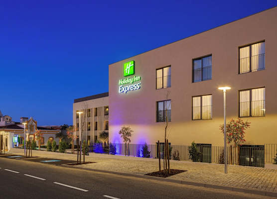 Holiday Inn Express EVORA by IHG 1