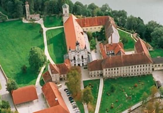 Klostergasthof Raitenhaslach 1