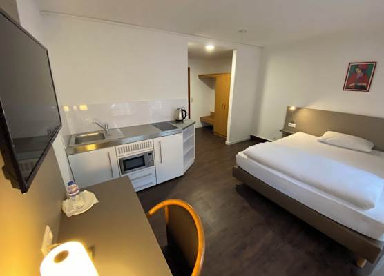 Hotel am Schillerplatz 1