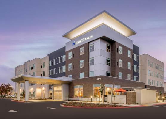 Hyatt House Fresno/Campus Pointe 1