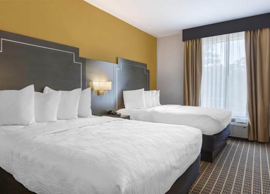 Best Western Plus Regency Park 1