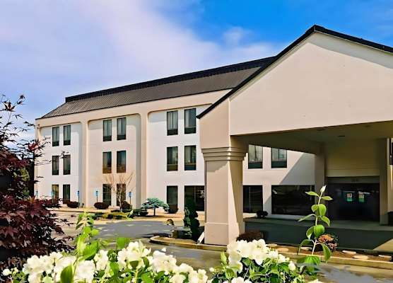 Comfort Inn, Erie - Near Presque Isle 1