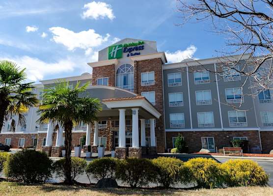 Holiday Inn Express & Suites ATLANTA ARPT WEST - CAMP CREEK by IHG 1