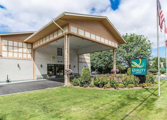 Quality Inn Shelburne - Burlington 1