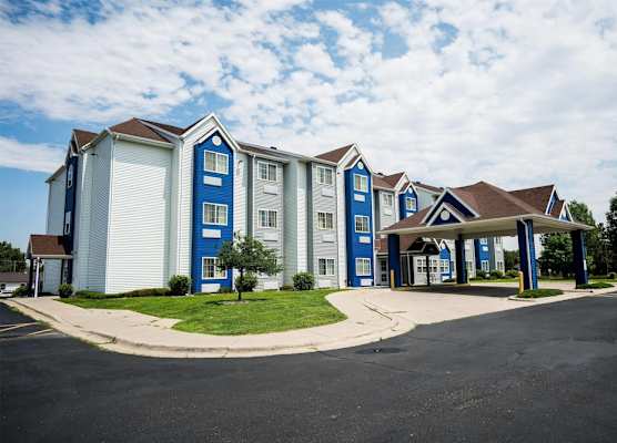 Microtel Inn & Suites Cheyenne 1