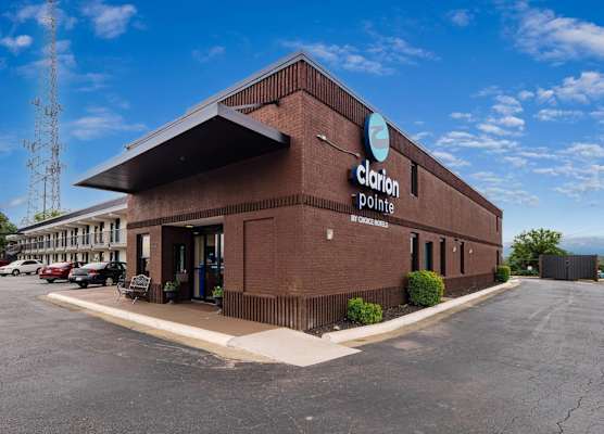 Clarion Pointe Winston – Salem Downtown 1