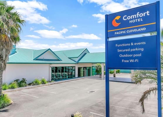 Comfort Hotel Pacific Cleveland 1