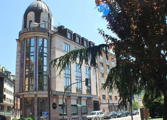 Hotel Mieres del Camino 1