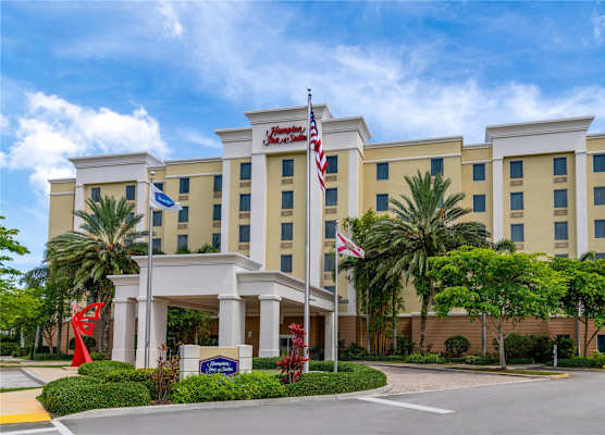 Hampton Inn and Suites Coconut Creek 1
