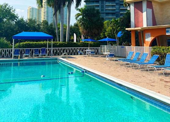 Bposhtels Hollywood Florida 1